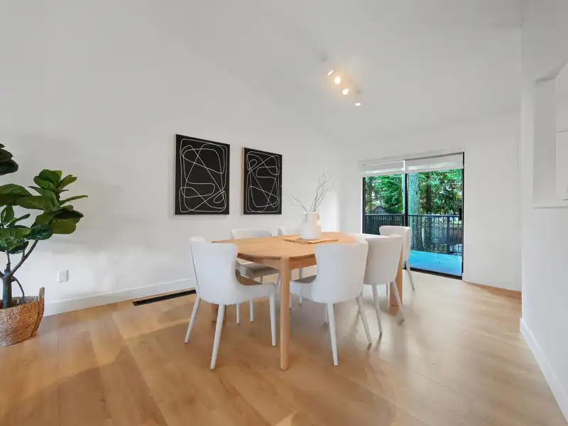 1777 CALEDONIA AVENUE - photo 4 of 27