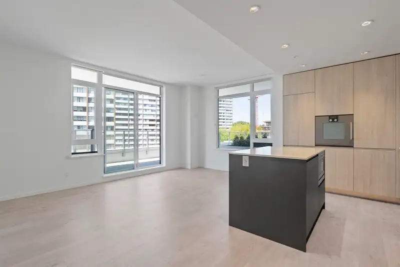 468 6600 MINORU BOULEVARD - photo 4 of 31