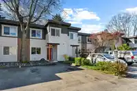 42 3151 SPRINGFIELD DRIVE - thumbnail 1