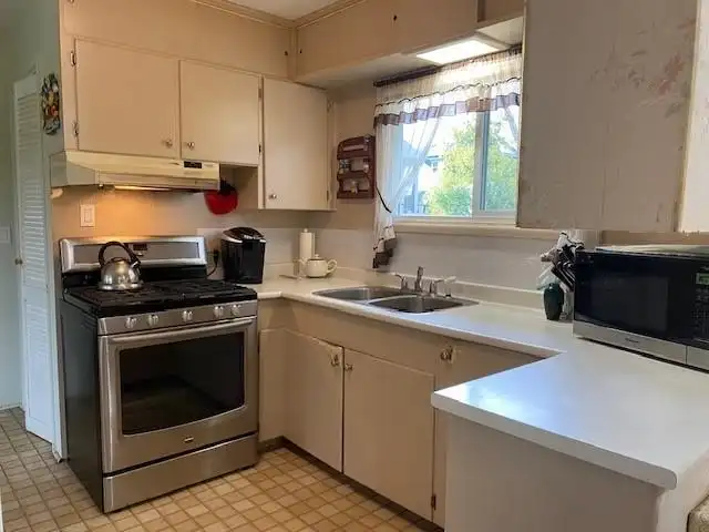 6442 EVANS ROAD - photo 2 of 14