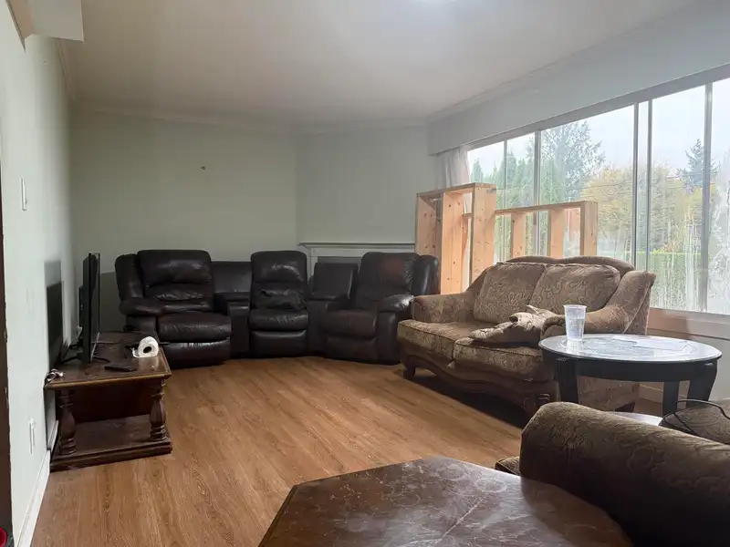 46630 EMERALD DRIVE - photo 4 of 21