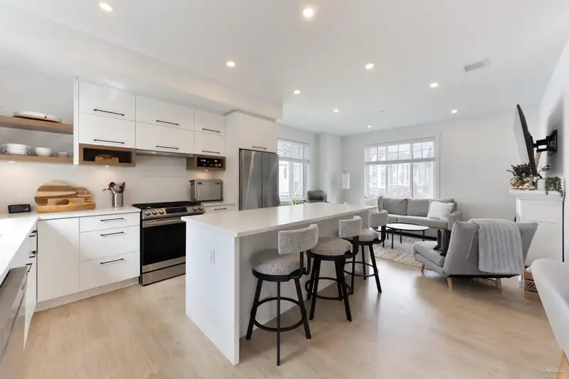 23 12018 237 STREET - photo 2 of 31