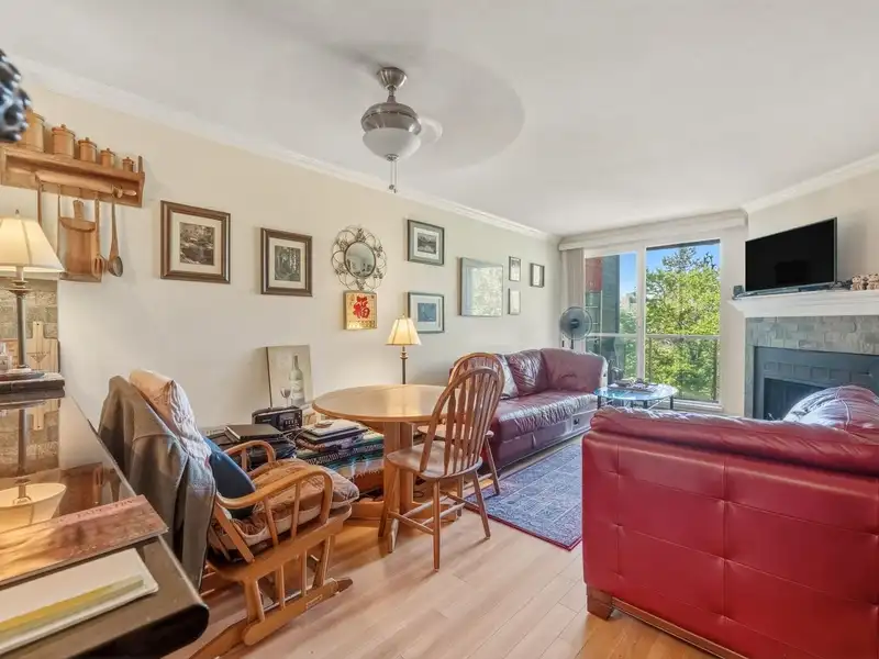 409 1550 BARCLAY STREET - photo 4 of 21
