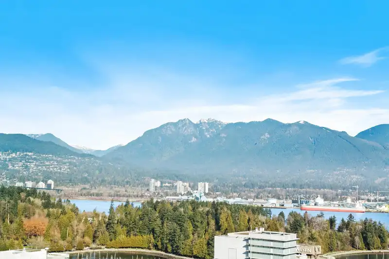 2902 1568 ALBERNI STREET - photo 2 of 34