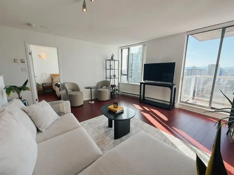 1207 1277 NELSON STREET - photo 2 of 28