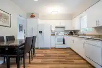 7256 SMITH CRESCENT - thumbnail 10