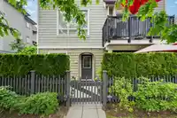 131 8138 204 STREET - thumbnail 2