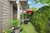 131 8138 204 STREET - thumbnail 5