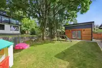 7268 YORK CRESCENT - thumbnail 38