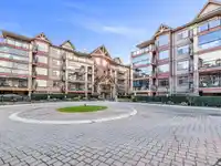 492 8288 207A STREET - thumbnail 2