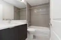 59 5510 ADMIRAL WAY - thumbnail 26