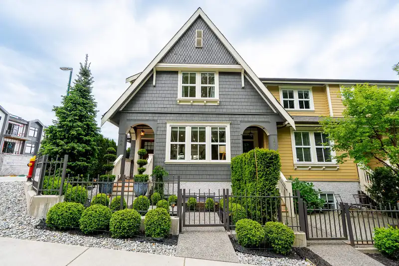 108 3416 QUEENSTON AVENUE - photo 1 of 40