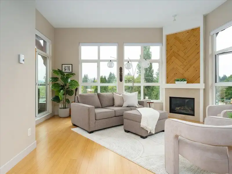 402 3732 MT SEYMOUR PARKWAY - photo 2 of 25