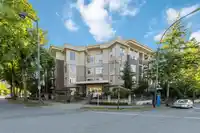 216 13555 GATEWAY DRIVE - thumbnail 2