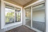 216 13555 GATEWAY DRIVE - thumbnail 25
