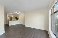 216 13555 GATEWAY DRIVE - thumbnail 10