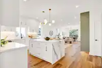 16489 20 AVENUE - thumbnail 5