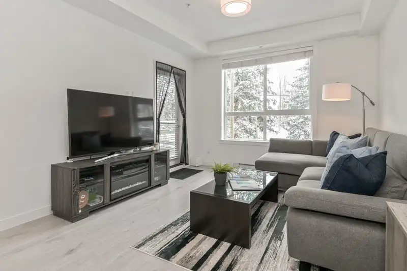 208 20362 72B AVENUE - photo 4 of 18