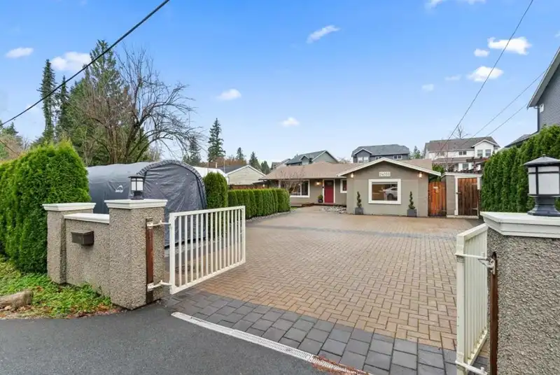 24055 FERN CRESCENT - photo 1 of 14