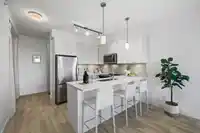 403 828 GAUTHIER AVENUE - thumbnail 2