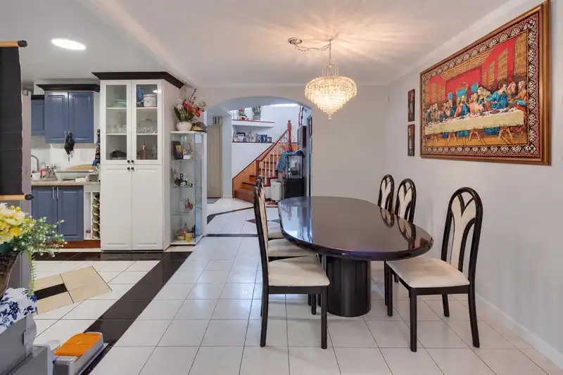 7495 CULLODEN STREET - photo 4 of 25