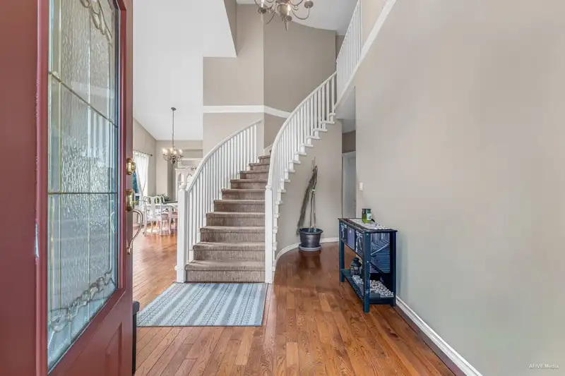 5737 169A STREET - photo 4 of 40