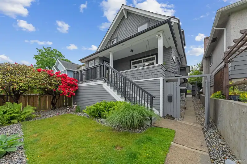 3740 LANARK STREET - photo 1 of 40
