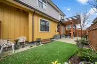 60 4750 228 STREET - thumbnail 32