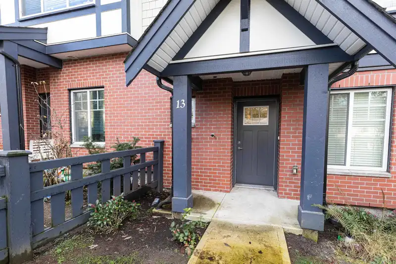 13 11188 72 AVENUE - photo 4 of 29