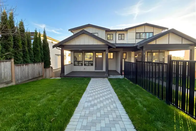 33064 4TH AVENUE - photo 1 of 40