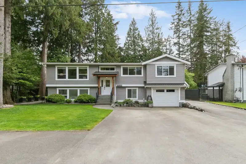 20460 42A AVENUE - photo 1 of 31