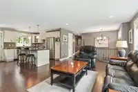 20460 42A AVENUE - thumbnail 4