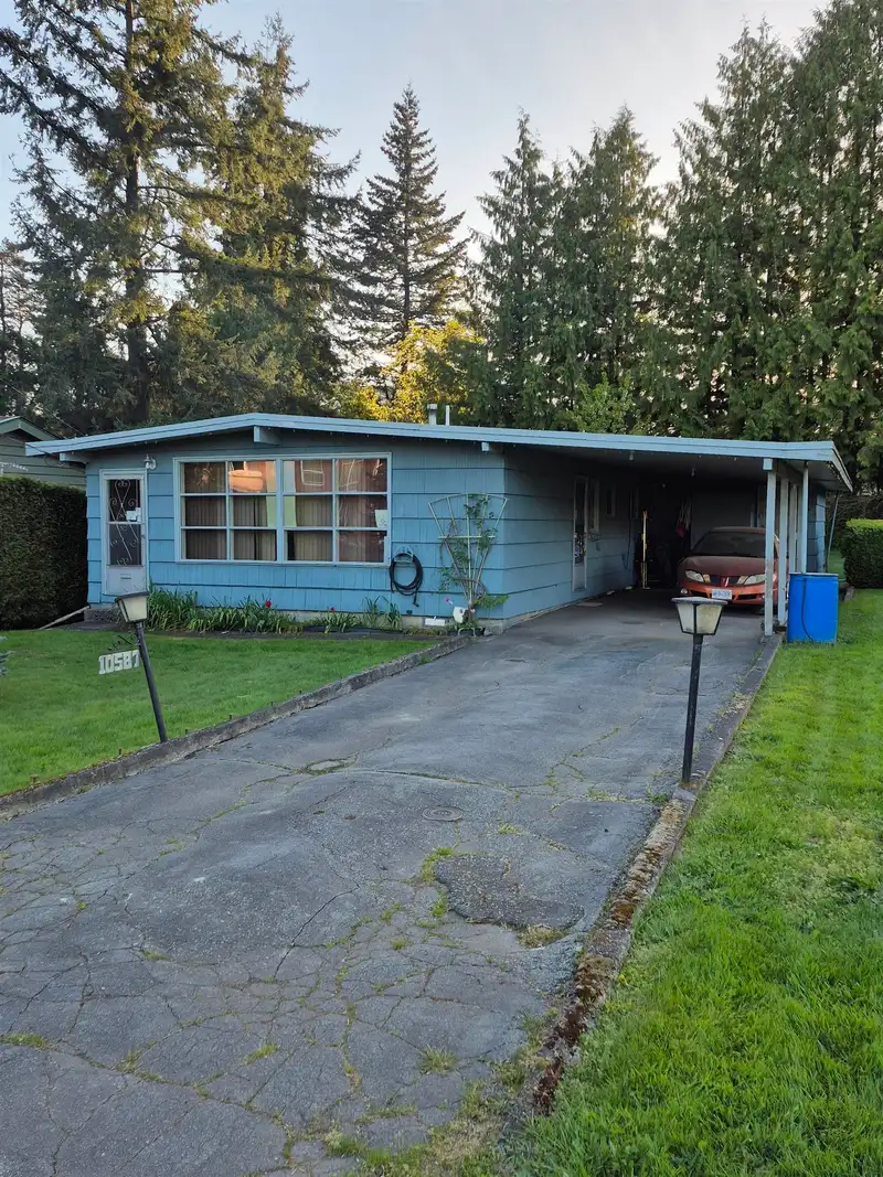 10587 138A STREET - photo 1 of 7