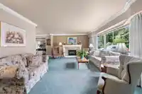 927 SELKIRK CRESCENT - thumbnail 4