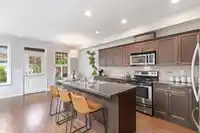 7 20831 70 AVENUE - thumbnail 6
