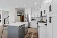 1020 E 13TH AVENUE - thumbnail 12