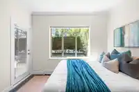 105 6688 BURLINGTON AVENUE - thumbnail 4