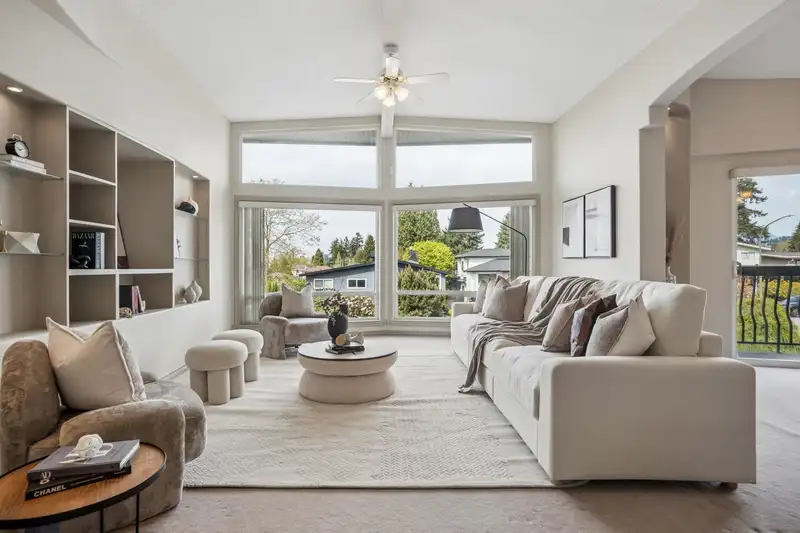 1770 GILES PLACE - photo 2 of 39
