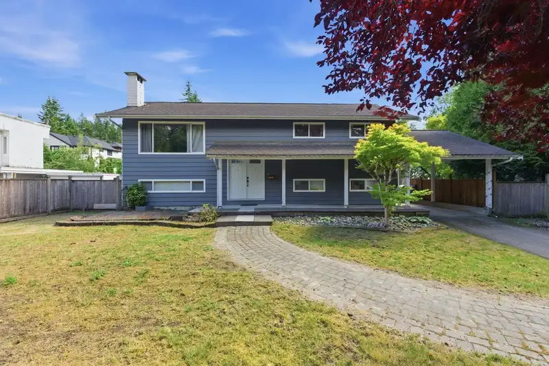 20844 45A AVENUE - photo 3 of 40