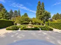 4728 DRUMMOND DRIVE - thumbnail 2