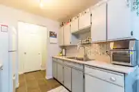 302 2567 VICTORIA STREET - thumbnail 18