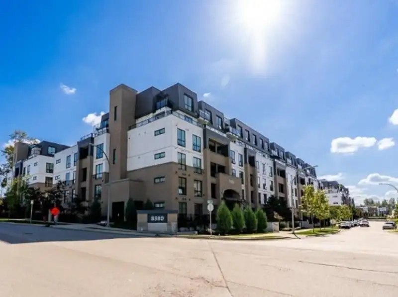 512 8380 200A STREET - photo 1 of 32