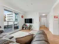 512 8380 200A STREET - thumbnail 3