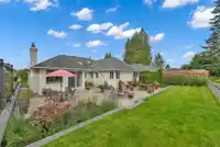 4870 209A STREET - thumbnail 32