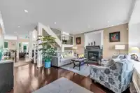16238 25 AVENUE - thumbnail 3