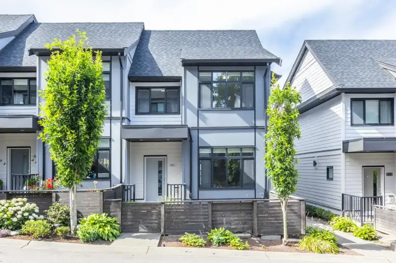 83 15177 60 AVENUE - photo 1 of 39