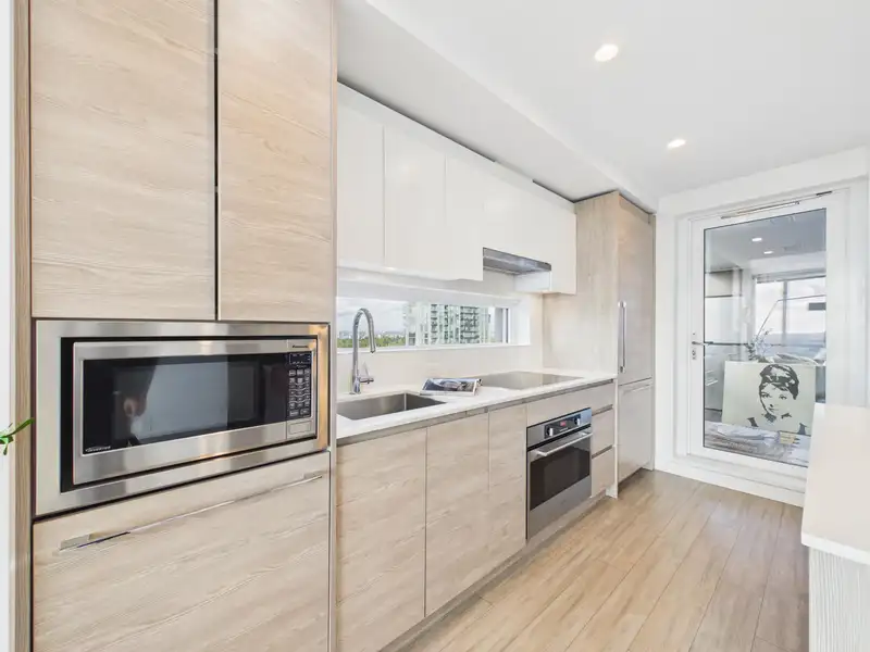 2603 13615 FRASER HIGHWAY - photo 4 of 26