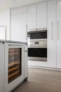 807 7418 PAULSON STREET - thumbnail 3