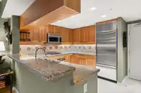1053 MARINASIDE CRESCENT - thumbnail 15