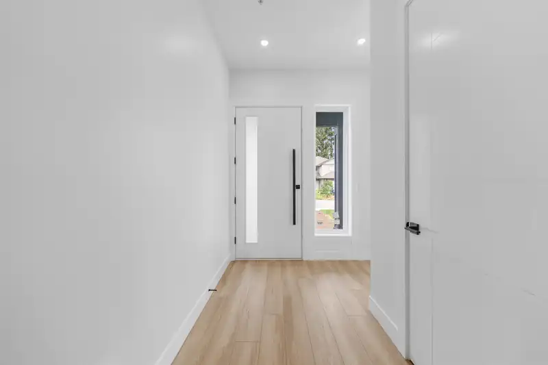 19098 DOERKSEN DRIVE - photo 2 of 37